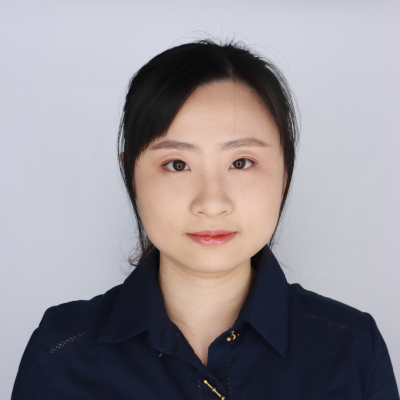 professional headshot of Chuming (Helen) Zhang